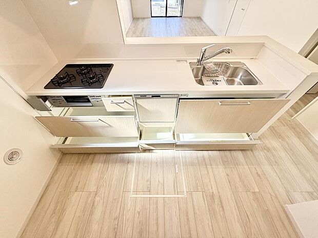 【キッチン】■シンプルで機能的、毎日使いやすいキッチン