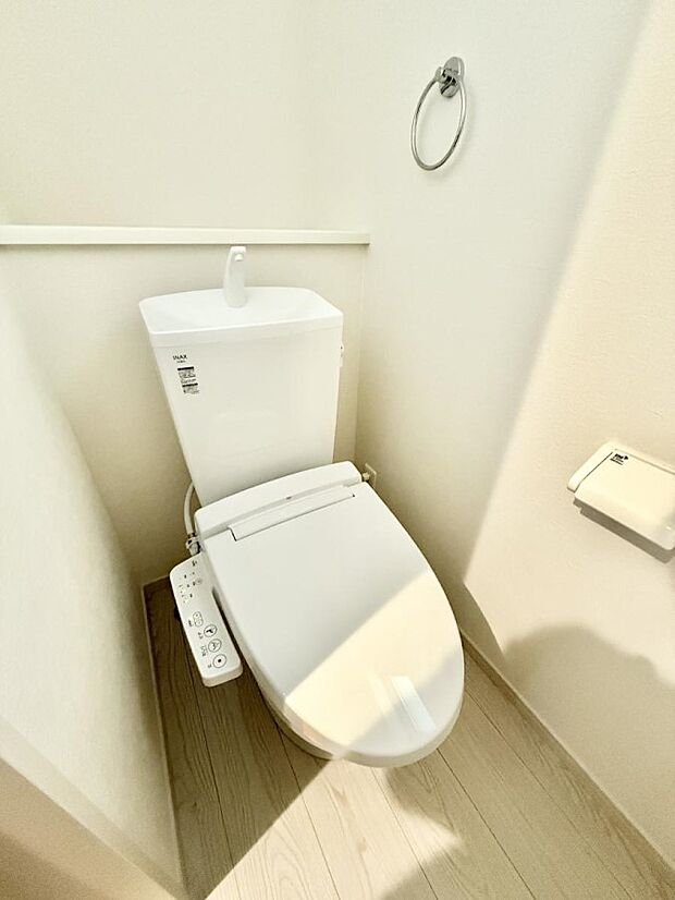 【トイレ】■毎日使う場所だからこそ、清潔感溢れる空間