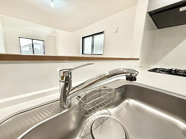 【浄水器】■清潔でおいしい水を手軽に供給してくれます