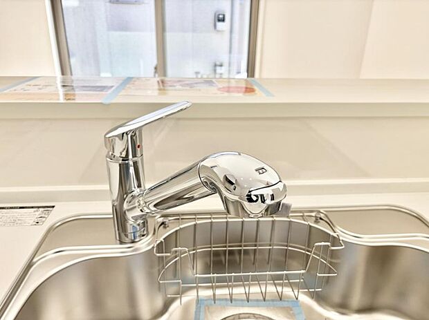 【浄水器】■清潔でおいしい水を手軽に供給してくれます