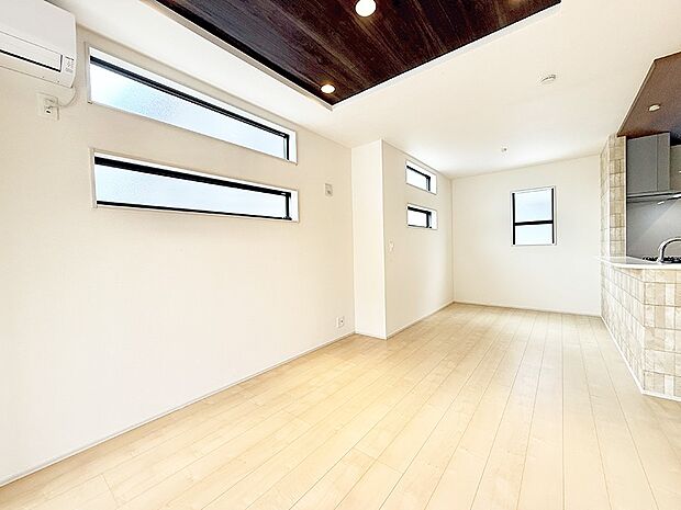 【リビング】■心落ち着く場所、ゆったり過ごせるリビング