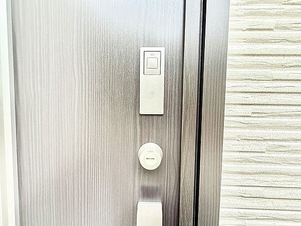 【スマートキー】■鍵を取り出さずに便利に操作できて快適