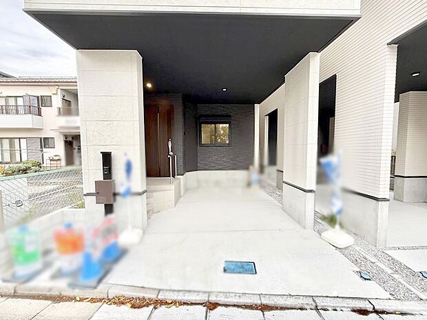 【駐車場】■快適な駐車スペースで安心