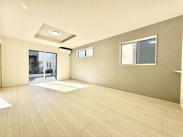 【ダイニング】■ふとした瞬間に幸せを感じる、心地よい場所