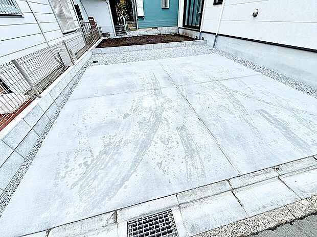 【駐車場】■自宅にカースペースがあると助かります