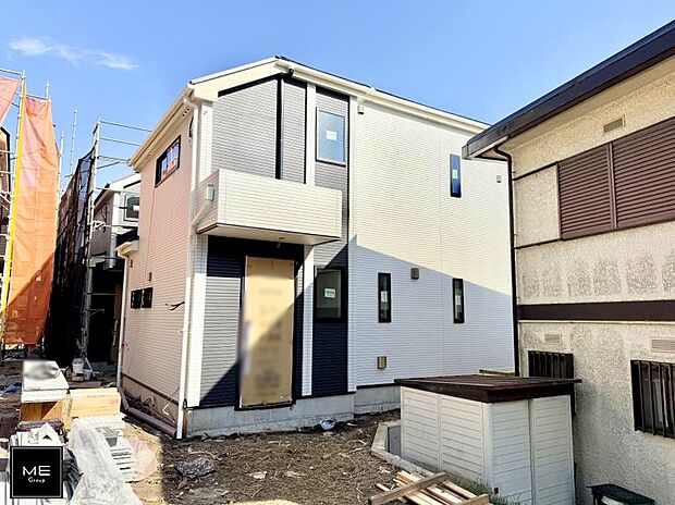 【現地外観写真】■家族みんなが笑顔で過ごせる、安心感のある住まい