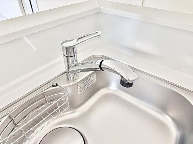 【浄水器】■清潔でおいしい水を手軽に供給してくれます