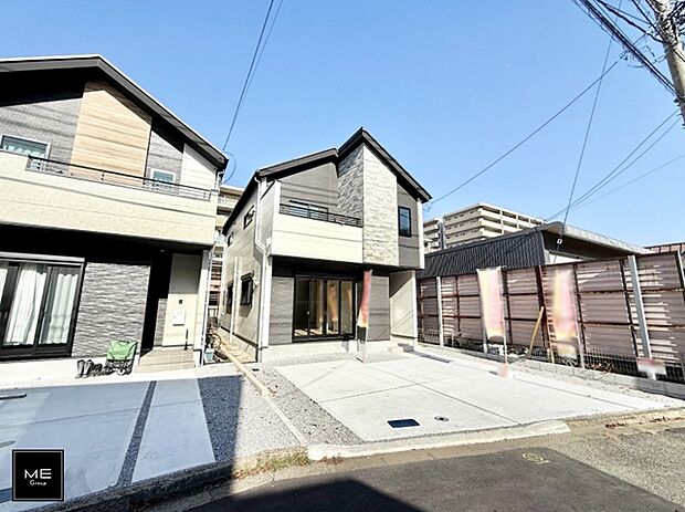 【現地外観写真】■家族みんなが笑顔で過ごせる、安心感のある住まい