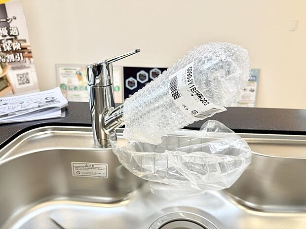 【浄水器】■清潔でおいしい水を手軽に供給してくれます