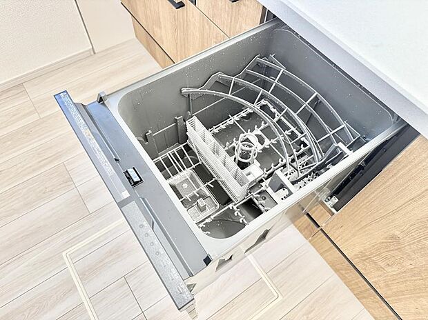 【食洗機】■手間なく洗浄！食器をピカピカに仕上げてくれます