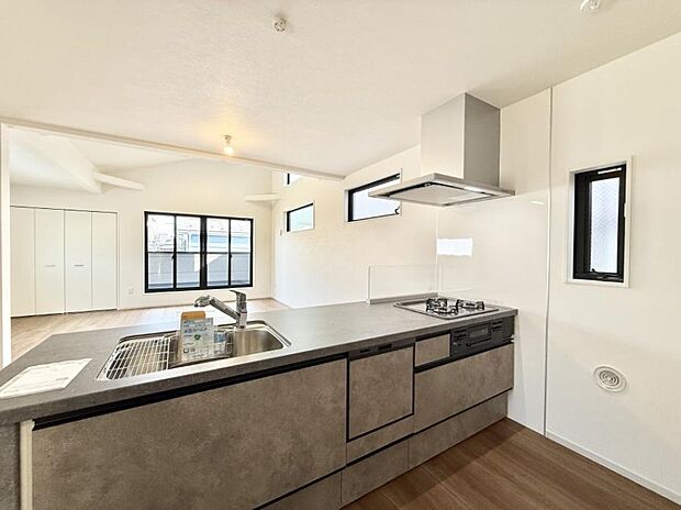 【ダイニングキッチン】■おしゃれで実用的、心ときめくキッチンデザイン