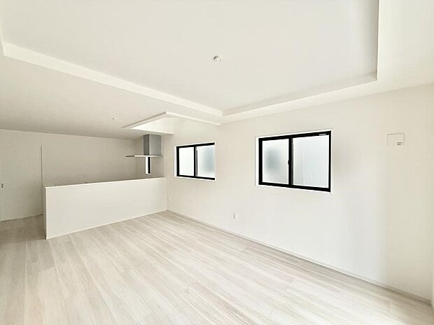 【リビングダイニング】■シンプルだけど贅沢、大切な人と過ごす心がほどける空間