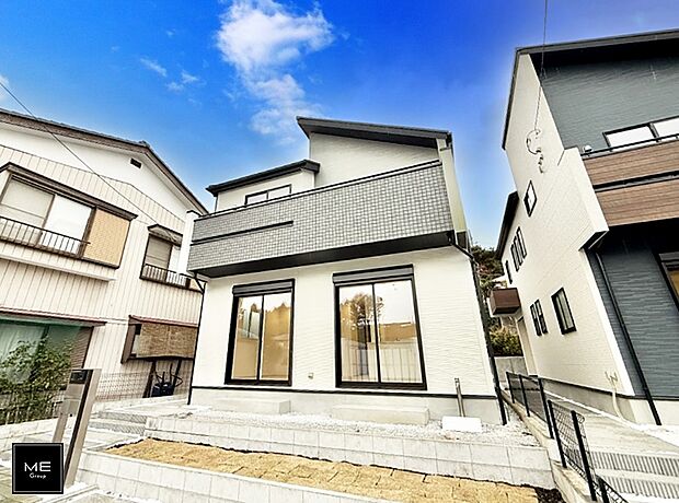 【現地外観写真】■家族みんなが笑顔で過ごせる、安心感のある住まい