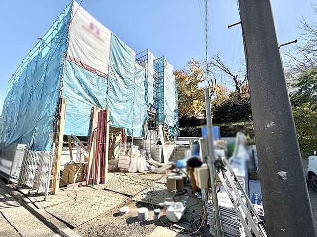 【現地外観写真】■新しい暮らしが始まる場所で、家族の絆を深める