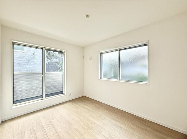 【洋室】■優雅で穏やかな時間が流れる空間