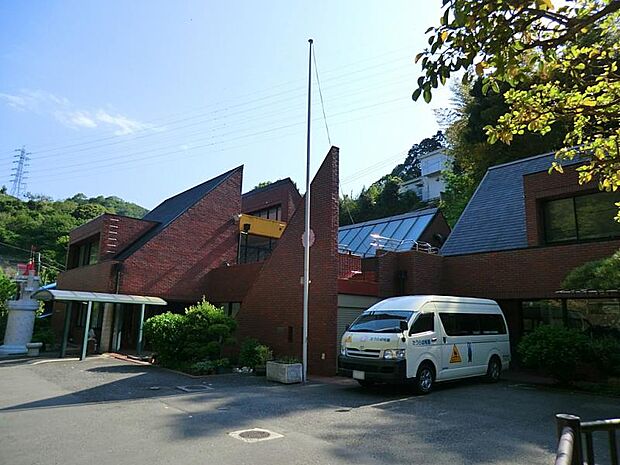田浦幼稚園(約900m・徒歩12分)
