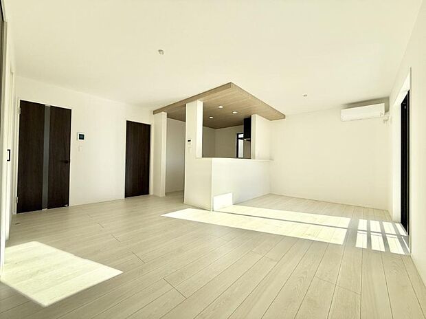 【リビング】■心落ち着く場所、ゆったり過ごせるリビング