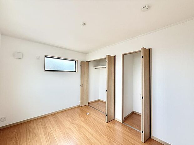 【子供部屋】■仕事や勉強のスペースに使うことで、集中しやすく静かな環境が整います