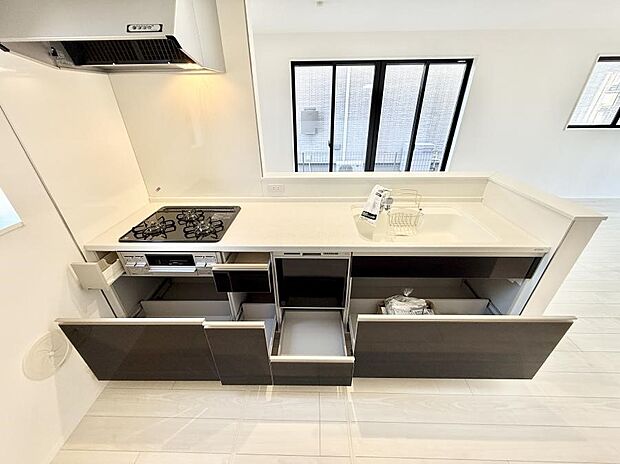 【キッチン】■料理がもっと楽しくなる、快適なキッチン空間