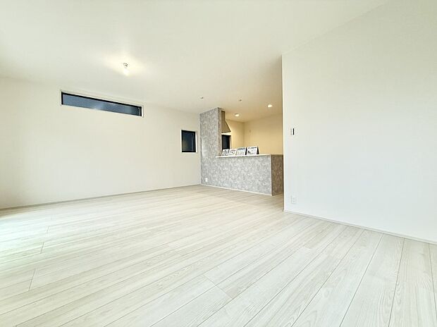 【リビングダイニング】■シンプルだけど贅沢、大切な人と過ごす心がほどける空間