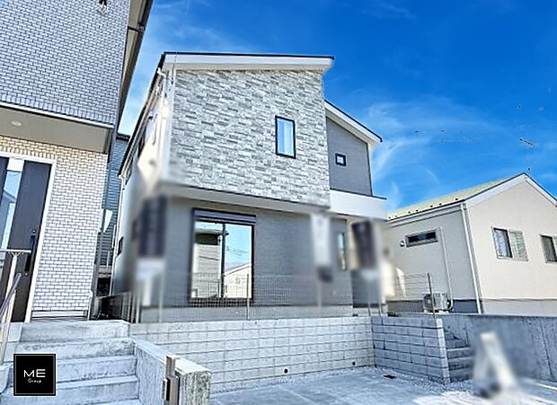 【現地外観写真】■家族みんなが笑顔で過ごせる、安心感のある住まい