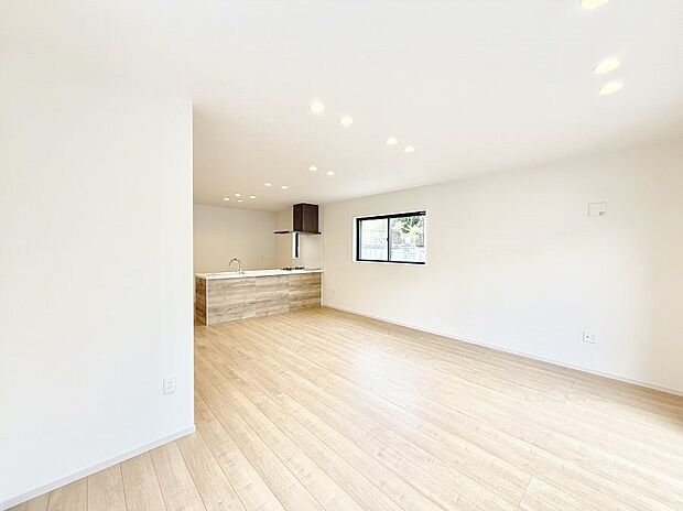 【ダイニング】■自然と心がほどける、リラックスできる場所