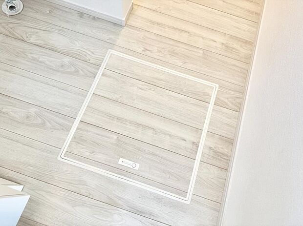 【床下収納】■隠れた収納スペースで家全体がスッキリ