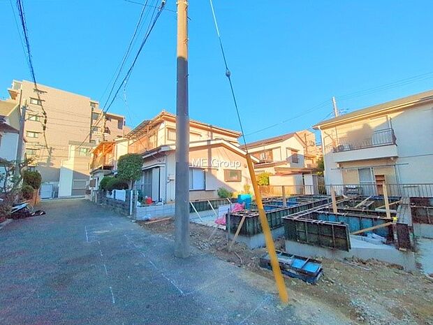【前面道路含む現地写真】■新しい時代の息吹を感じる、心地よい環境