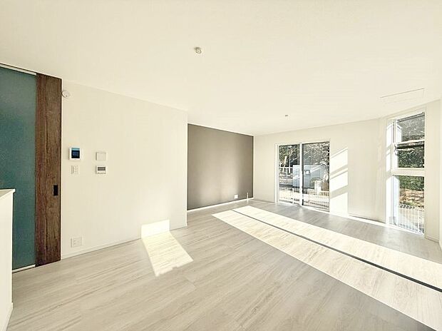 【ダイニング】■家族の笑顔があふれる、くつろぎの空間