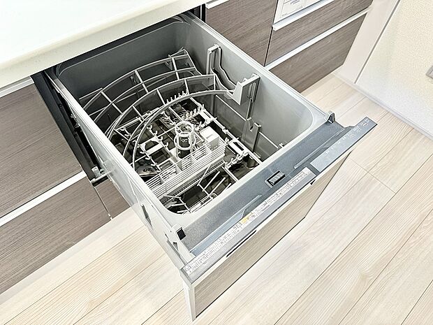 【食洗機】■食後の片づけも食洗器があれば時短に。ご家族との時間を増やせます