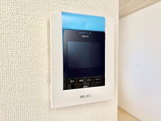 【TVモニター付インターフォン】■画面でしっかり確認でき防犯対策に最適