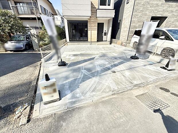 【駐車場】■快適な駐車スペースで安心