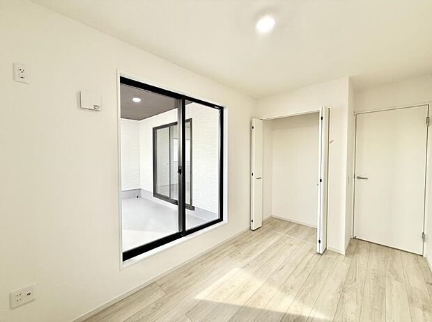 【子供部屋】■仕事や勉強のスペースに使うことで、集中しやすく静かな環境が整います