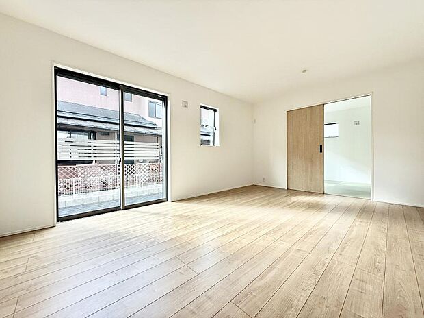 【キッチン】■シンプルで機能的、毎日使いやすいキッチン