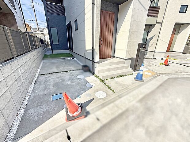 【駐車場】■自宅にカースペースがあると助かります