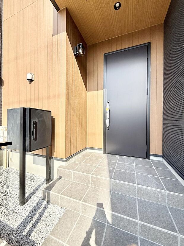 【玄関】■ ここから始まる、笑顔あふれる毎日