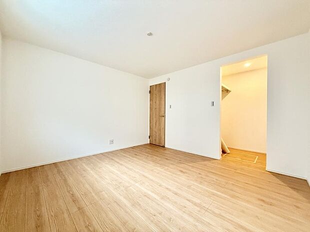 【洋室】■優雅で穏やかな時間が流れる空間