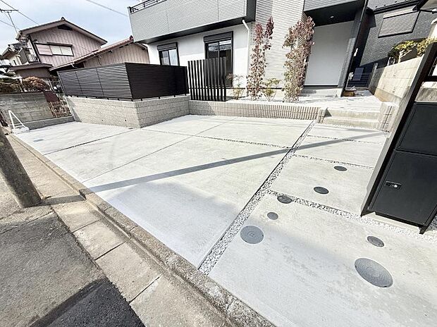 【駐車場】■毎日の駐車が快適に