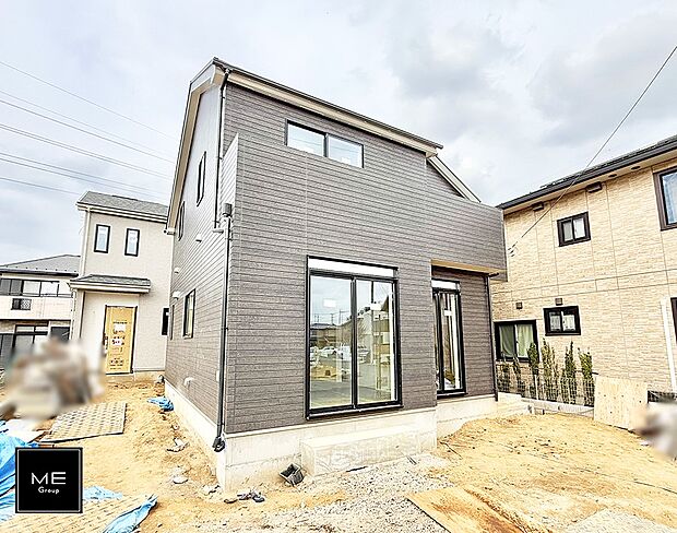 【現地外観写真】■家族みんなが笑顔で過ごせる、安心感のある住まい