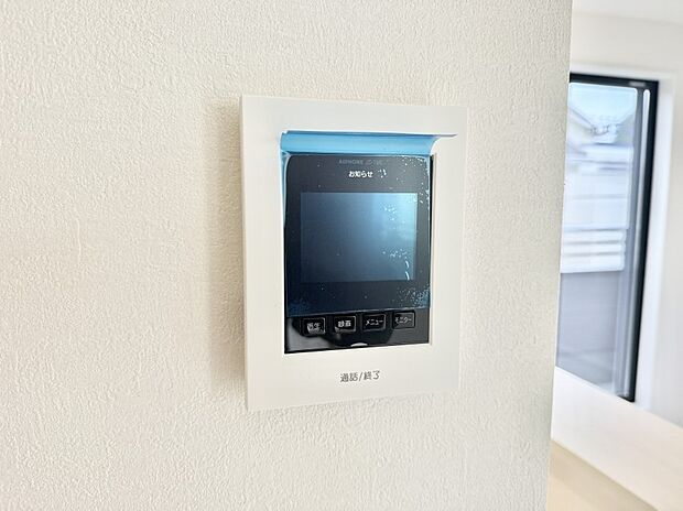 【TVモニター付インターフォン】■画面でしっかり確認でき防犯対策に最適
