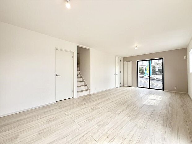 【ダイニング】■何気ない毎日を特別にする、癒しの空間