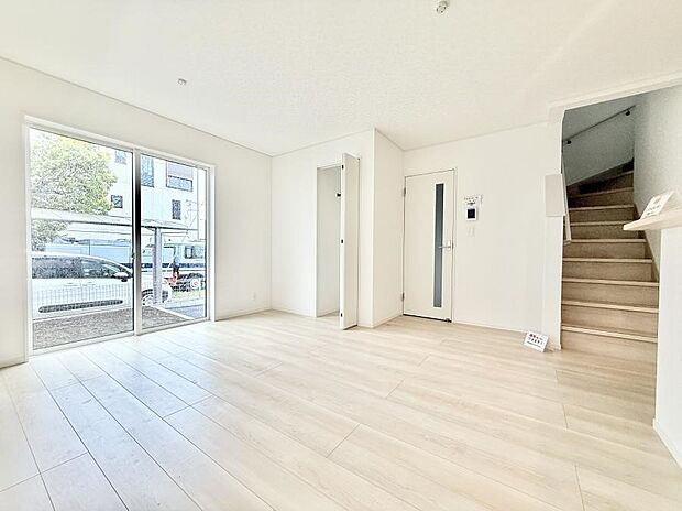 【リビングダイニング】■大切な人と過ごす、あたたかいひととき