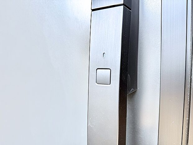 【スマートキー】■鍵を取り出さずに便利に操作できて快適