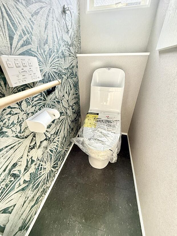 【トイレ】■毎日使う場所だからこそ、清潔感溢れる空間