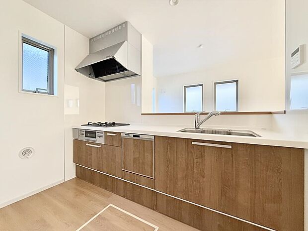 【キッチン】■家族の絆を深める、温もりのあるキッチン