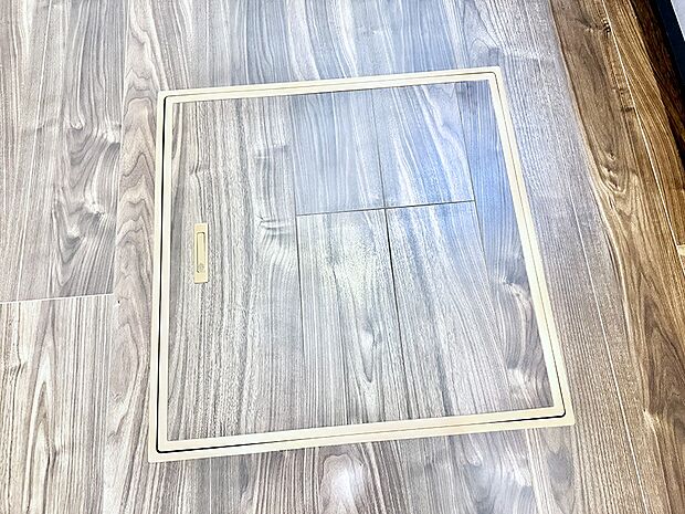 【床下収納】■隠れた収納スペースで家全体がスッキリ