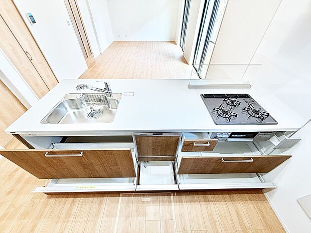 【キッチン】■家族の絆を深める、温もりのあるキッチン