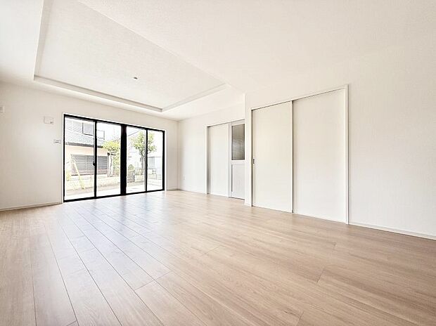 【ダイニング】■ふとした瞬間に幸せを感じる、心地よい場所