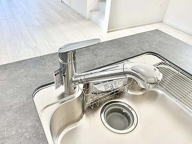 【浄水器】■清潔でおいしい水を手軽に供給してくれます