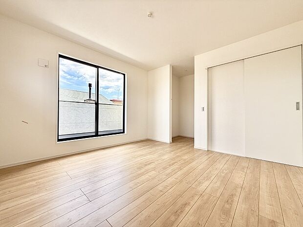 【子供部屋】1号棟  ■家具やレイアウトを自由に配置できるため使い勝手が良く快適に過ごせます